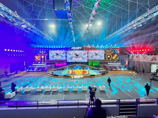 超凡国际h5品牌形象展示图二